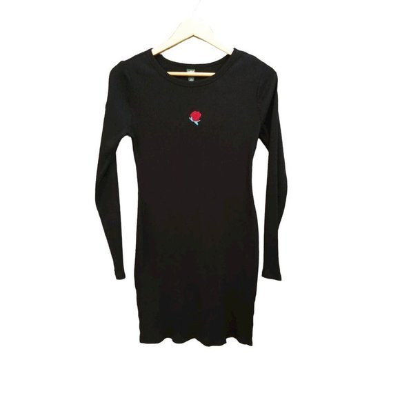 NWT Wild Fable Size M‎ Rose Embroidered Ribbed Knit Long Sleeve Bodycon Dress - Picture 2 of 10